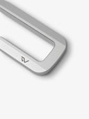 Detail of the high-quality aerospace aluminum finish on the VUUS Zero, precision-engineered for long-lasting use.